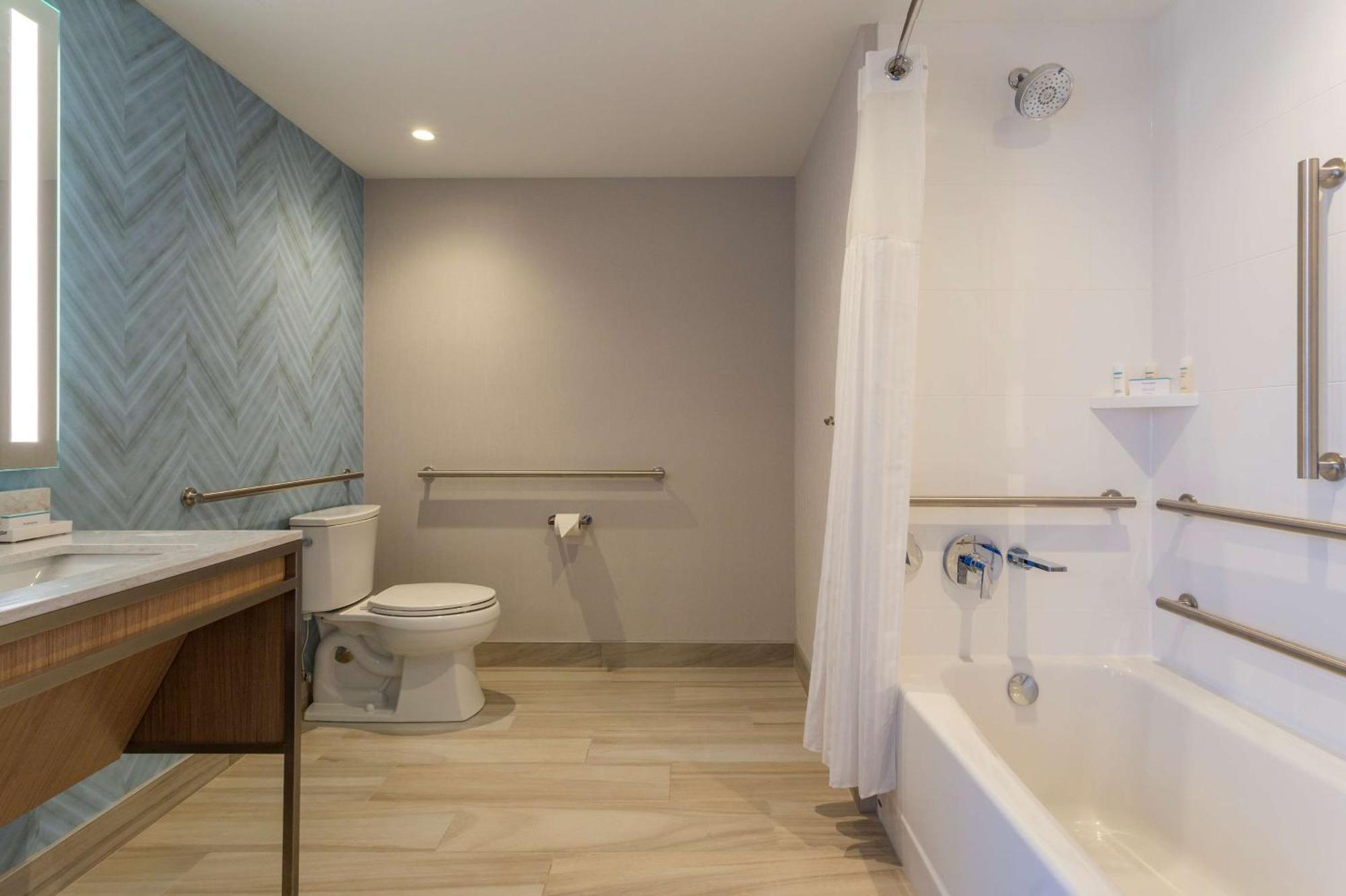 Hilton Garden Inn Boston Brookline, Ma Ngoại thất bức ảnh