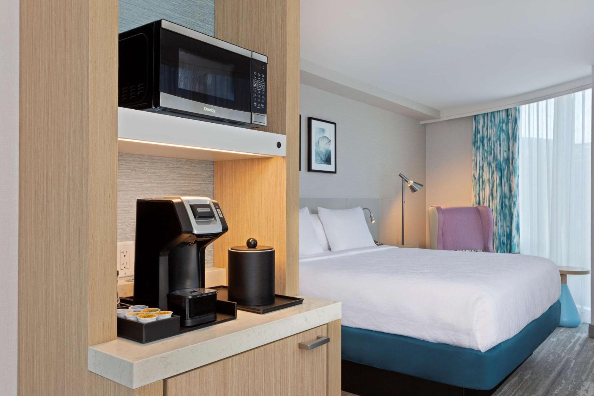Hilton Garden Inn Boston Brookline, Ma Ngoại thất bức ảnh