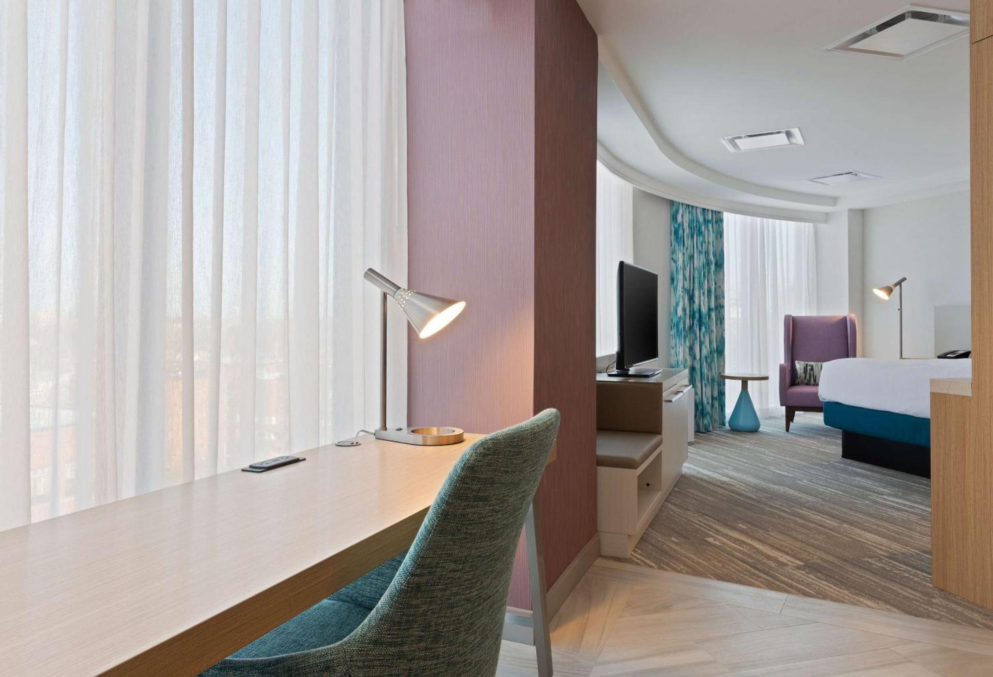 Hilton Garden Inn Boston Brookline, Ma Ngoại thất bức ảnh